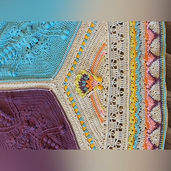 Ubuntu Crochet Throw - 100% cotton - Picture 3 of 6